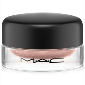 New M·A·C Paint Pot in Fresco Rose (Original)